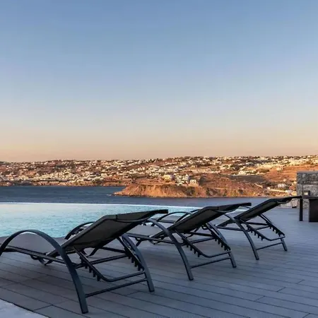 Nolan * Ornos (Mykonos)